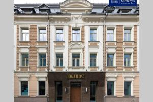 Jogailos Residence peaceful Old Town luxury 3 bdr, 2 bthr, FREE GARAGE, top-speed WIFI