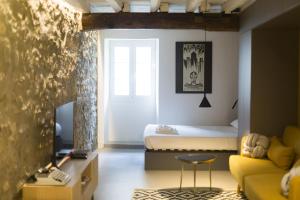 Kabia by Smiling Rentals