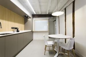 Kabia by Smiling Rentals