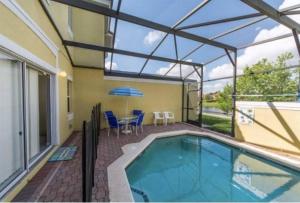 Encantada 3 Bedroom Townhome with Pool 2009