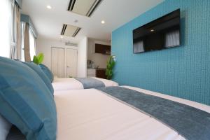 NM42 Liz Osaka Castle