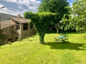 Mas le Nogier Gites Apartments - Vesseaux