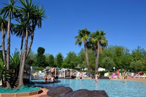 Campings Camping Les Salisses - Maeva : photos des chambres