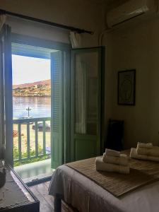 The house in the port Kea Greece