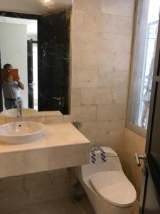 New Luxury 2 bedroom Condo