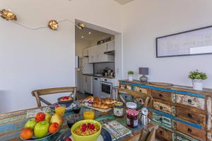 Appartements MY CASA - VILLEFRANCHE CAUVIN - Panoramic Sea View AC : photos des chambres