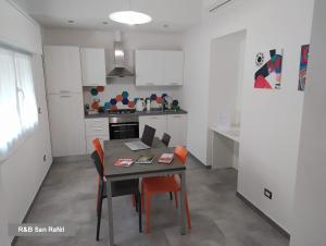 ROOM AND BREAKFAST SAN RAFEL