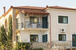 Seafront Maisonette in Kardamyli Messinia Greece