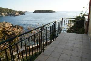 Seafront Maisonette in Kardamyli Messinia Greece