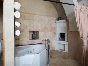 King Room with Mountain View room in PİGEON HOTEL