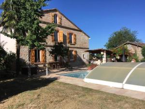 Maisons de vacances La Ferme aux portes de Montauban - Avec piscine : photos des chambres