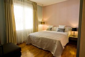 Double Room (Ground Floor) room in Hotel Boutique Villa Lorena by Charming Stay
