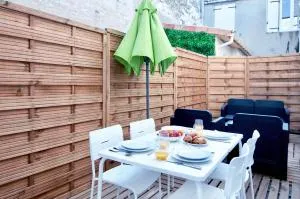 NuitéeJour Niort Centre - 尼奥尔