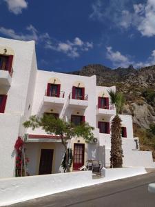 Afroditi Hotel and Hostel