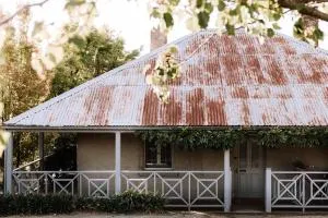 French Cottage Beechworth with stunning Alfresco Garden - Wooragee
