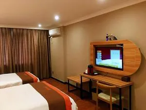 JUN Hotels Chongqing Yubei District Jiangbei International Airport Airport Plaza - Shiping
