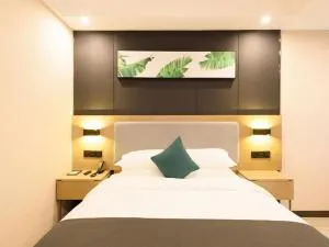 Up And In Sichuan Mianyang Sena Sunshine High-speed Railway Station - Mianyang