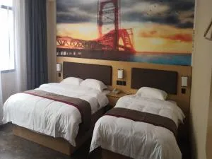 Thank Inn Chain Hotel Guizhou Tongren Jiangkou County Fengjingshan Park Fenghuang Road Store - Dejiang