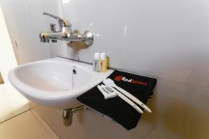 RedDoorz near Parangtritis Beach