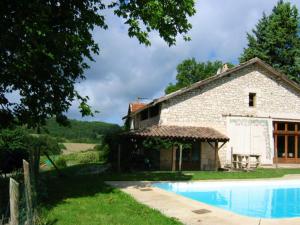 Villas Villa de 6 chambres avec piscine privee jardin clos et wifi a Saint Paul Flaugnac : photos des chambres