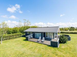 6 person holiday home in Tarm