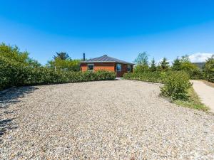 6 person holiday home in Tarm