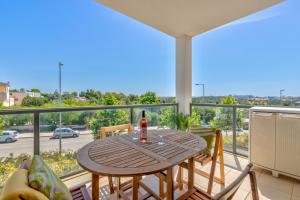 One Bedroom Apartment in Albur Village 2J