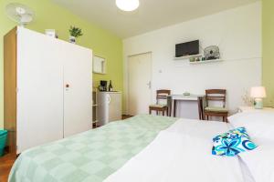 Muzic Budget Double Room