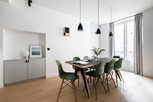 Appartements Pick A Flat's Apartment in Saint Germain - Rue Corneille : photos des chambres