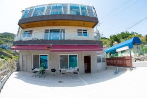 Geoje Blueberry Pension