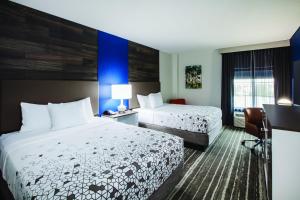 Queen Room with Two Queen Beds - Non-Smoking room in La Quinta by Wyndham Owasso