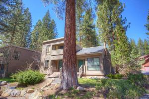 Apartment room in Pinenut Place by Lake Tahoe Accommodations