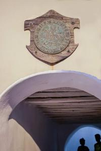 Azura, traditional residence in Ano Syros