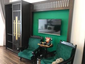 Hanoi Center Silk Lullaby Hotel and Travel