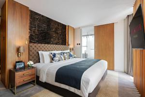 Executive Suite room in Lancaster Bangkok