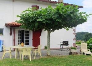 Maison de 2 chambres avec jardin clos a Lasse