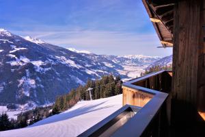 Apartment Alpenstyle by Katharina