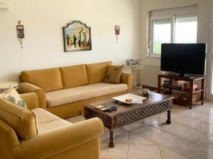 Grand Blue Villa - Families only Korinthia Greece