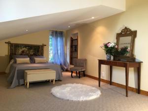 Villas Domaine de Menerque - petit chateau avec piscine : photos des chambres
