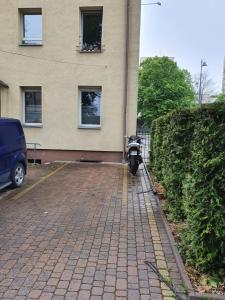 Biedronka- samodzielny apartament dla 3 osób z miejscem parkingowym