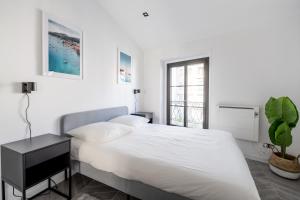 2 GUISOL - Moderne 2 pieces Port de Nice