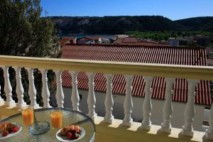 beautiful app San Marino Paradise beach