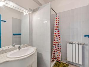 Appartements Apartment in Meze with Pool and Vineyards : photos des chambres