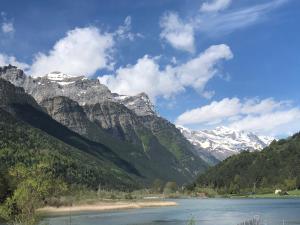 Hostal Pirineos Meliz