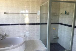 Ballito Clarke Bay Beach House - family holiday letting