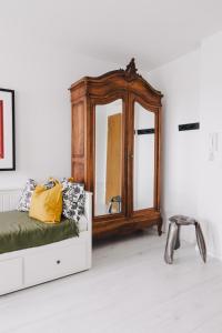 Apartments Wisniowa with private parking place