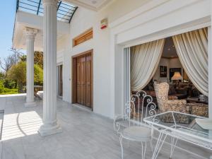 Lavish Villa in Archaia Korinthos with Swimming Pool Korinthia Greece