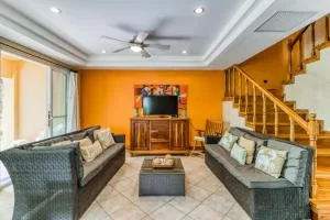 Las Nubes 31 - La Mona