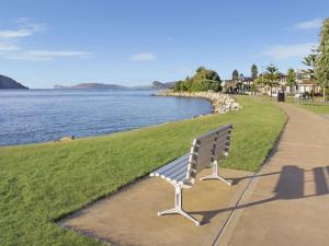 Bella Mare - 2 Bedroom Ocean View Terrace Apt