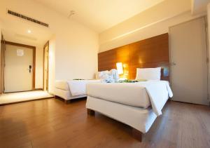 The Seasons Pattaya - SHA Plus Certified